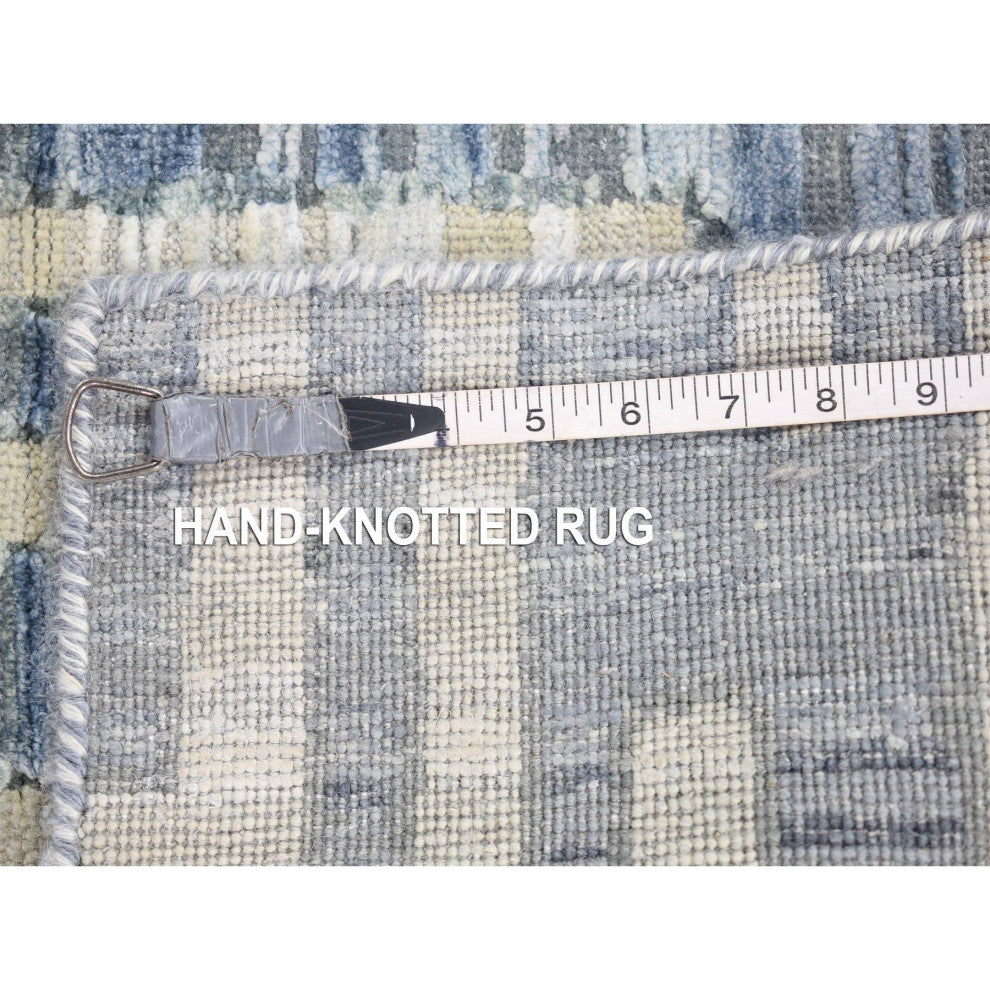 Gray, Zigzag Design, Pure Silk and Textured Wool, Hand Knotted Rug, 4'0" x 10'3"