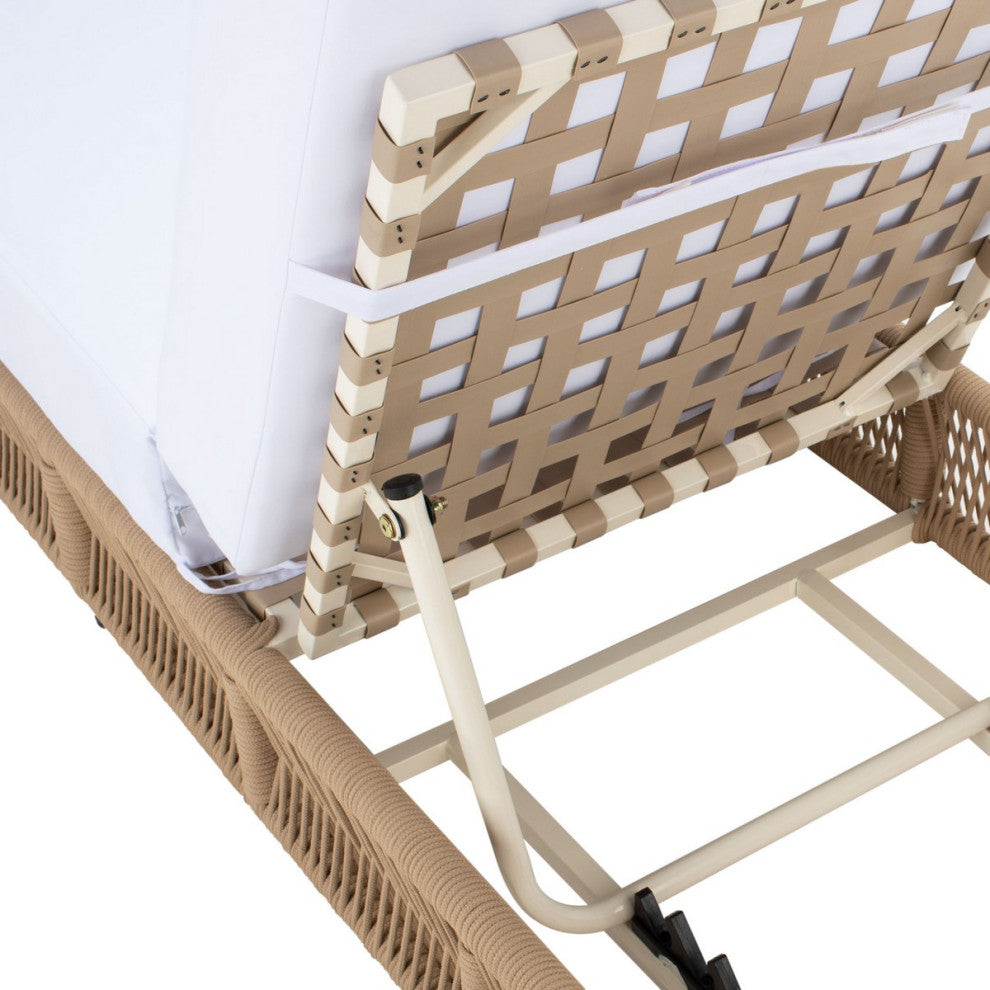 Safavieh Outdoor Gillian Sunlounger Tan / White