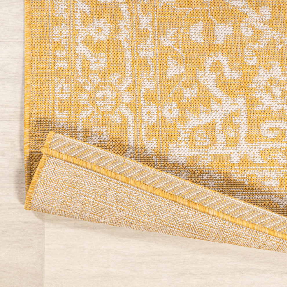 Malta Boho Medallion Textured Weave Indoor/Outdoor, Yellow/Cream, 5' Square
