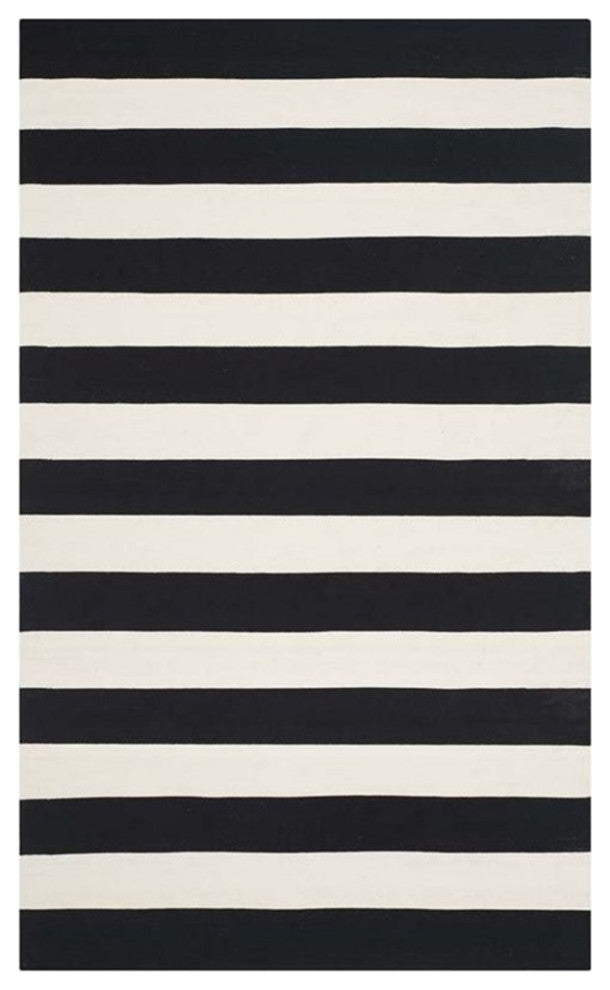 Safavieh Montauk Black Contemporary Rug - 5' x 8'