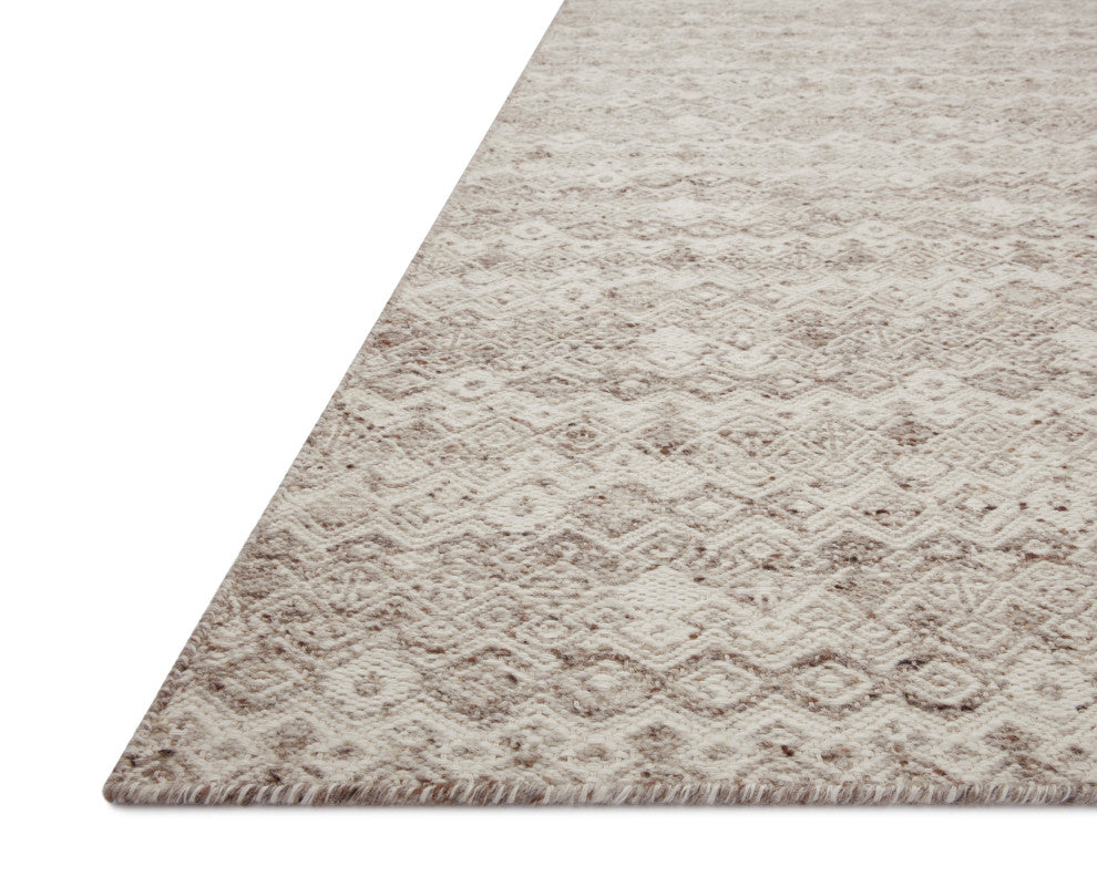 Loloi Raven Dove / Ivory 4'-0" x 6'-0" Accent Rug