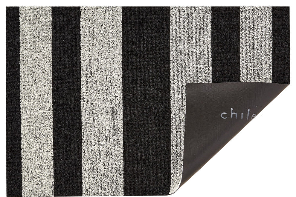 Bold Stripe Shag Mat, Black and White, 18"x28"