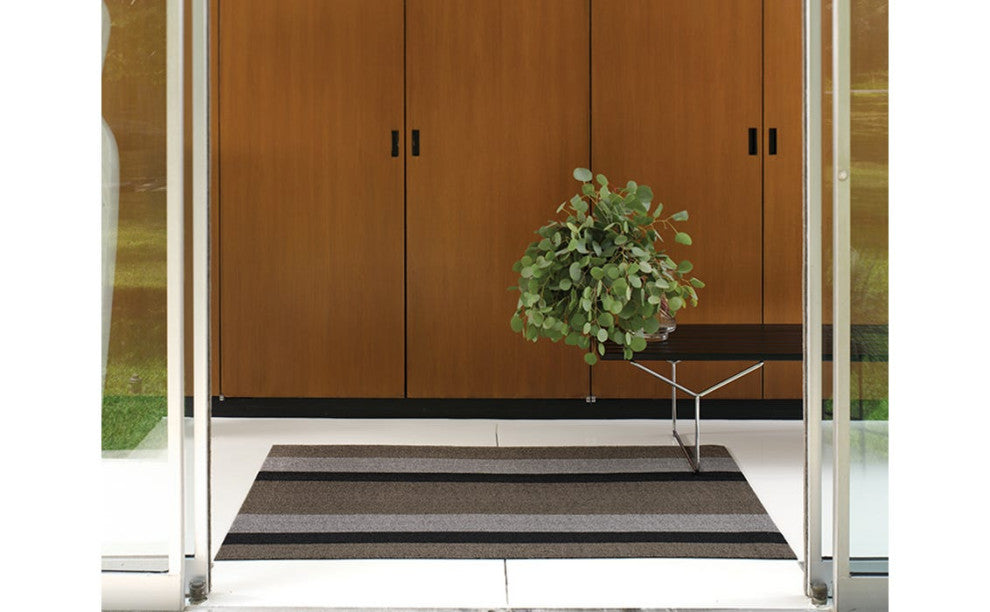 Bold Stripe Shag Mat, Silver and Black, 36"x60"