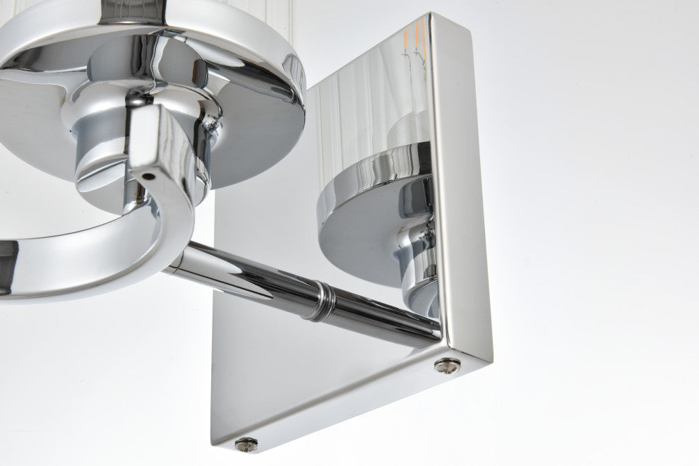 1 Light Chrome And Clear Bath Sconce