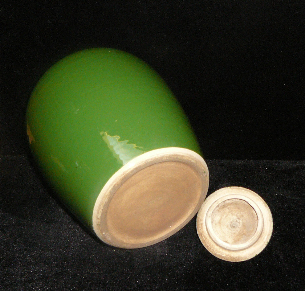 Simple Plain Green Glaze Porcelain Vase Jar