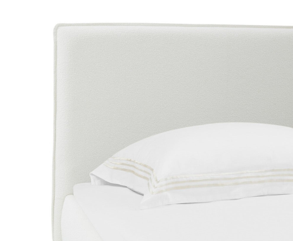 Safavieh Couture Callahan Boucle Bed, Ivory, Queen