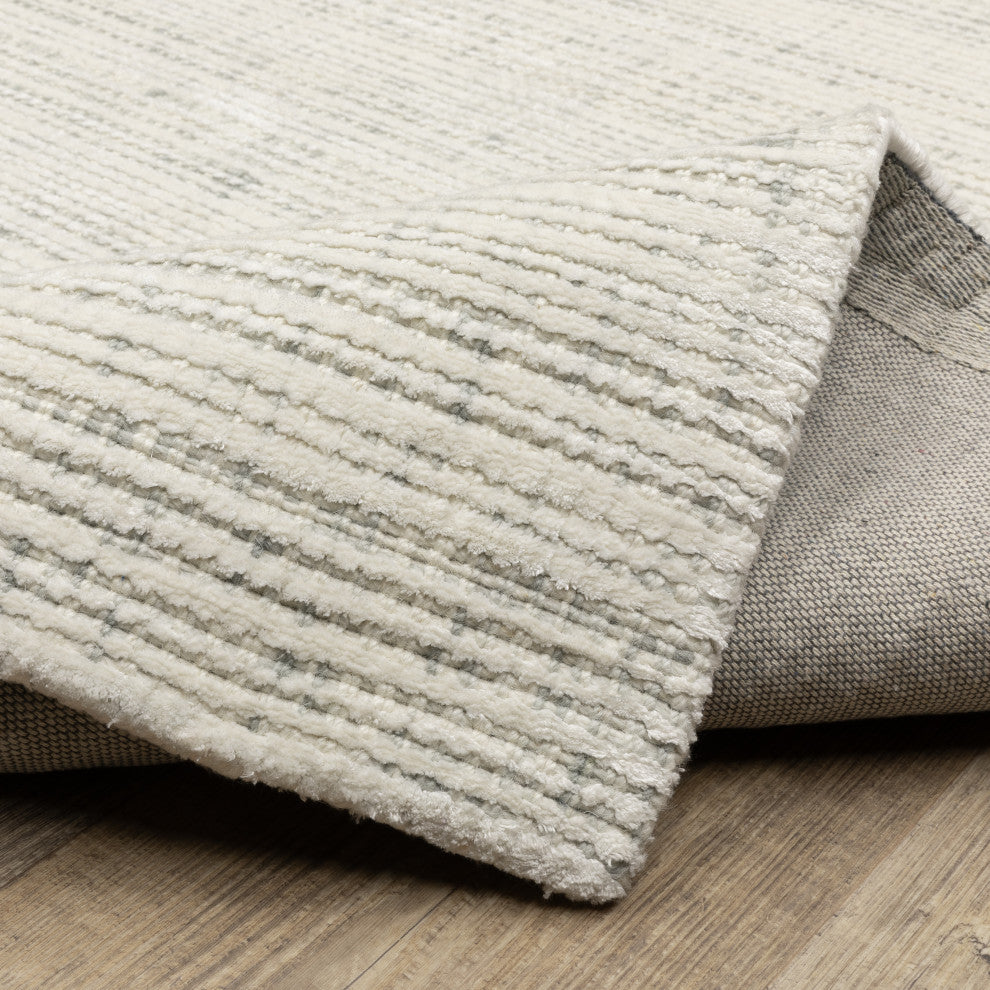Cayden Textural Stripe Wool Blend Ivory/ Grey Hand-tufted Rug 5' x 8'