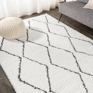 Catala Moroccan Diamond Shag Rug, White/Black, 3'x5'