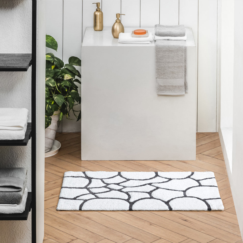 Edington Machine Tufted Bath Mat, Gray, 21x34