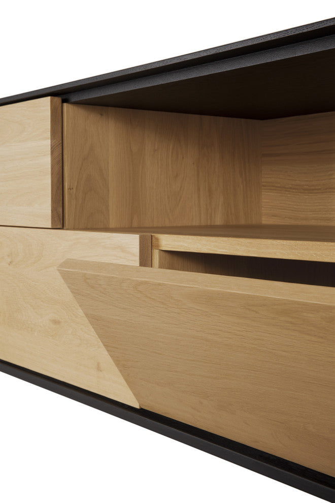 Varnished Oak Media Unit  | OROA Blackbird