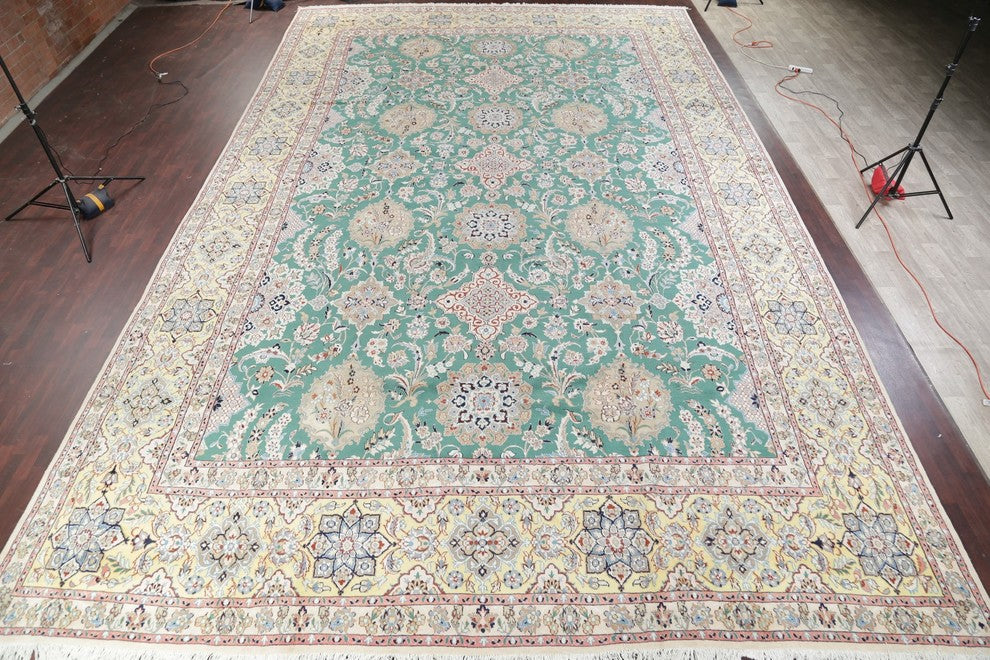Persian Style Handmade Traditional Nain Oriental Area Rug, Green, 26'0"X16'1"