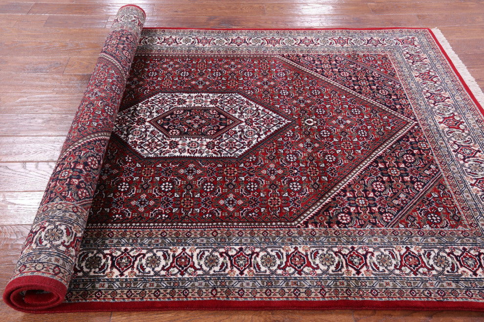 4' 7" X 6' 9" Fine Persian Bijar Handmade Wool and Silk Rug Q6722