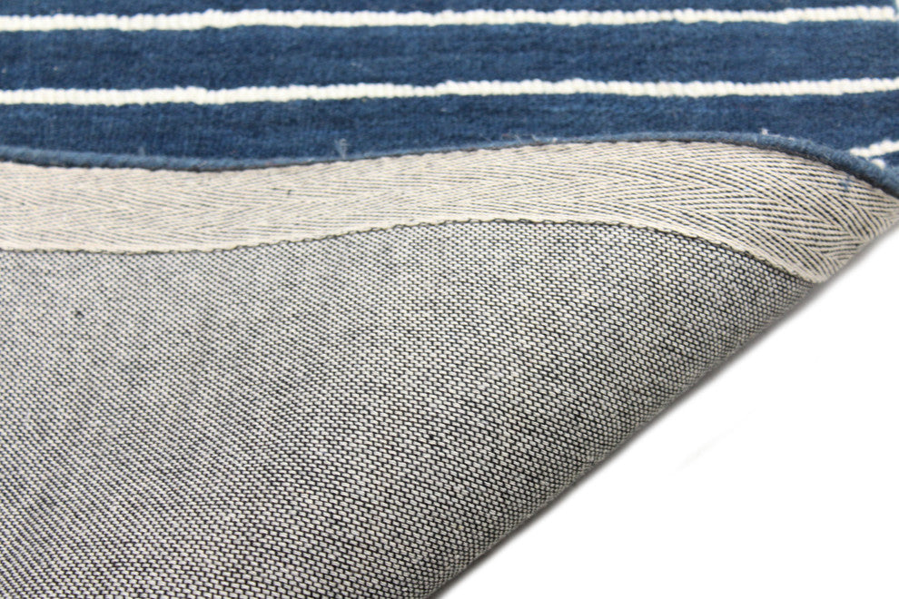 Bashian Brentwood Area Rug, Navy, 5'x7.6'