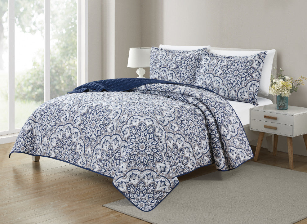 Bibb Home 3 Piece Reversible Quilt Set, Navy Medallion, King