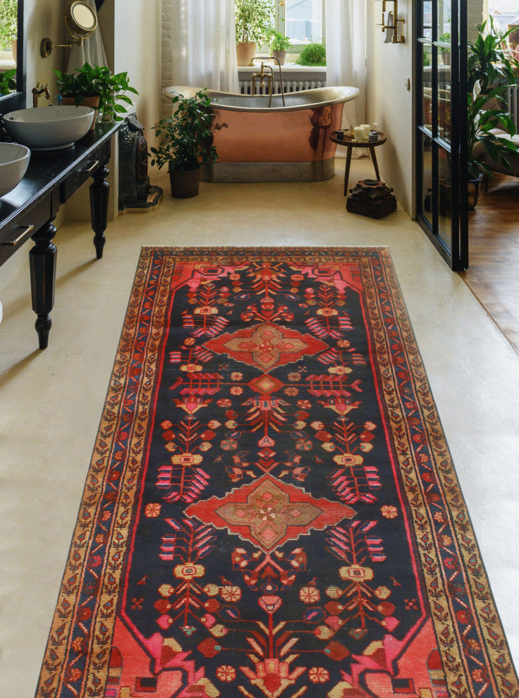 Fine Vintage Distressed Eason Navy/Rust Runner, 4'1x9'8