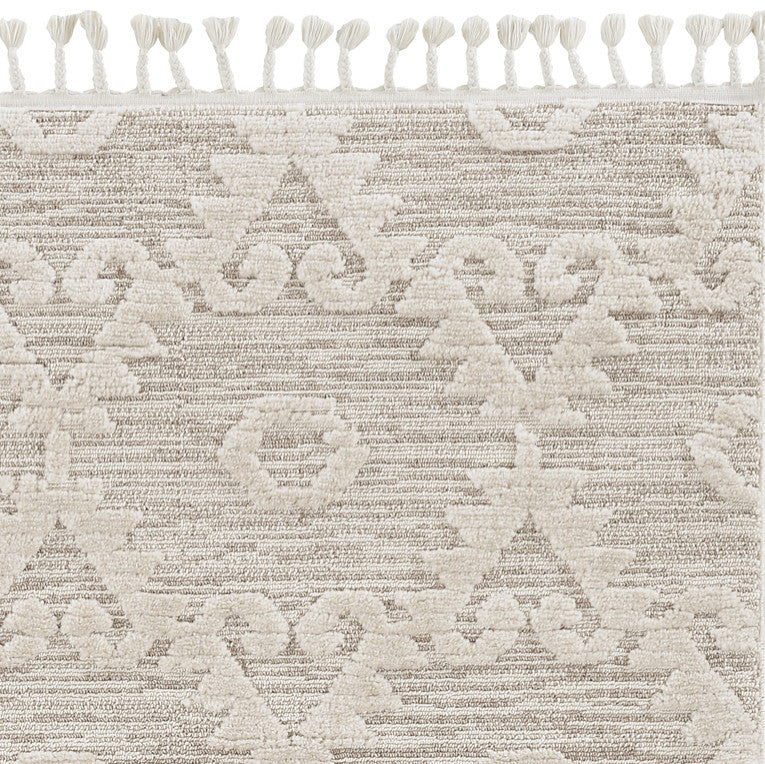 HomeRoots 94" X 130" X 0.25" Ivory Beige Polyester Rug
