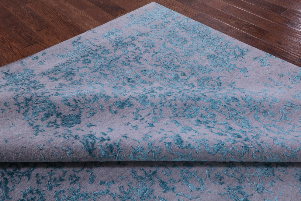 8' 1" X 10' 2" Persian Wool and Silk Hand-Knotted Rug Q6241