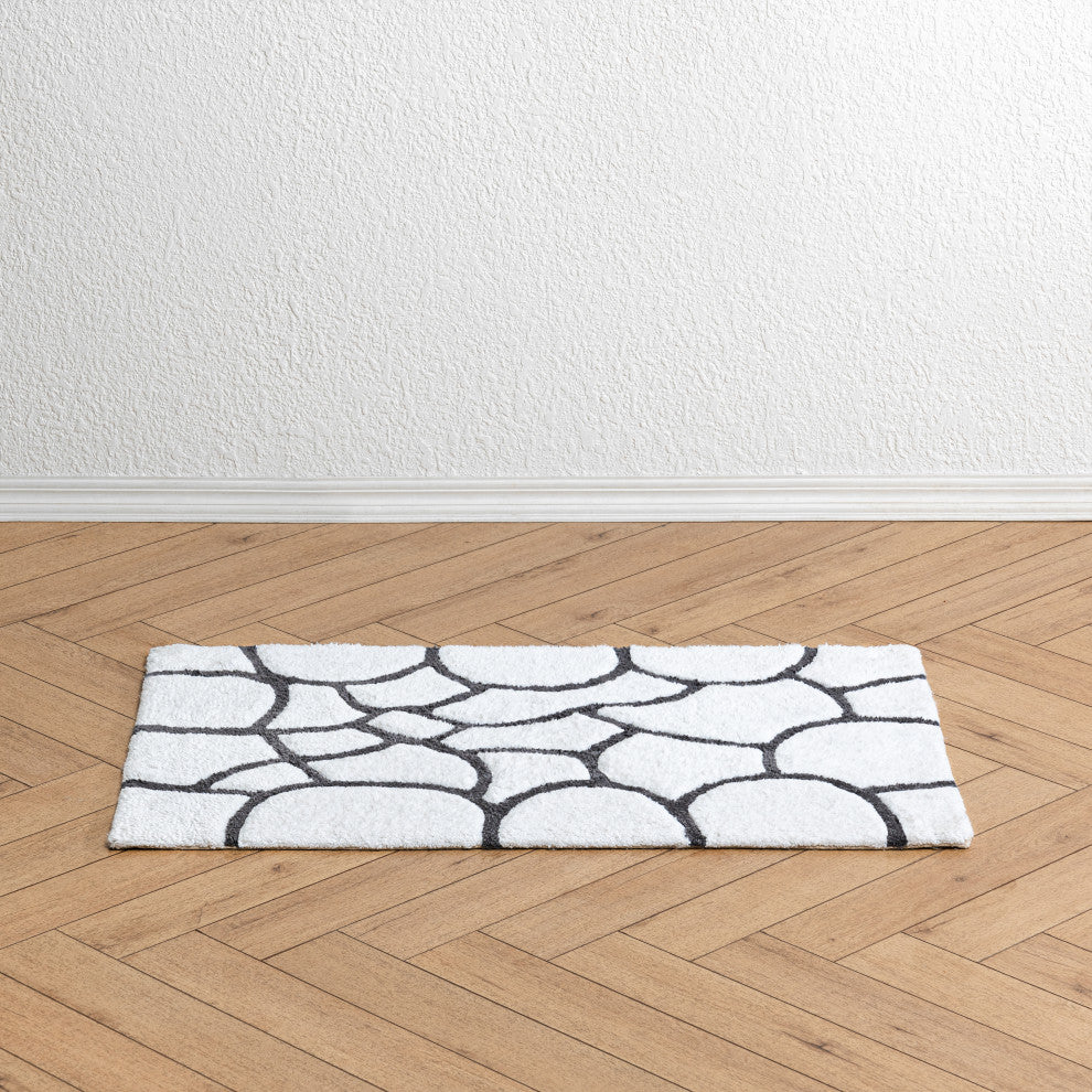 Edington Machine Tufted Bath Mat, Gray, 21x34