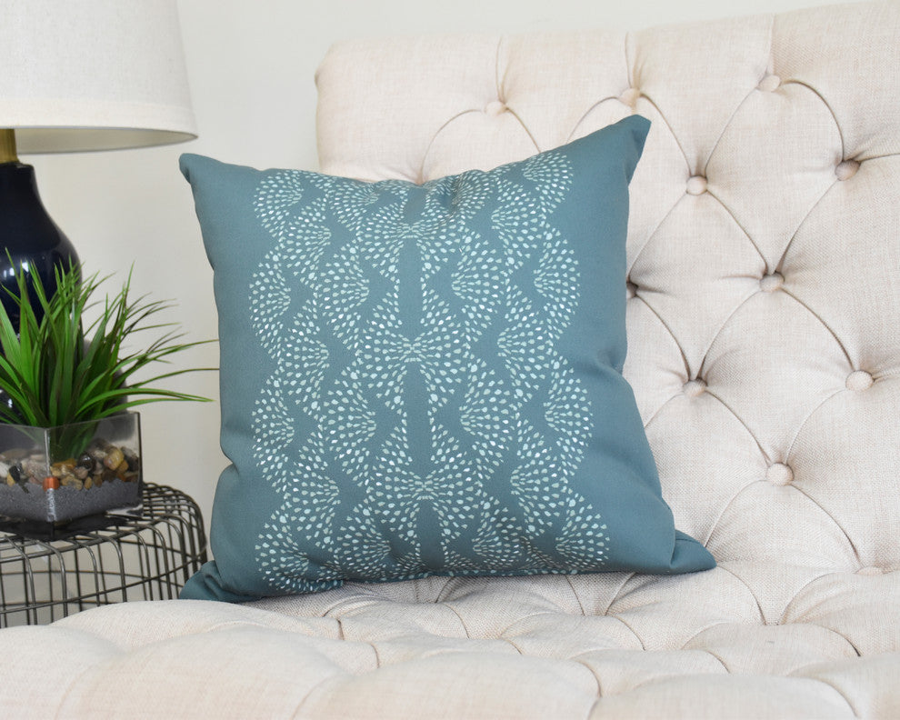 Dotted Focus 20" Green Geometric Print Decorative Throw Pillow