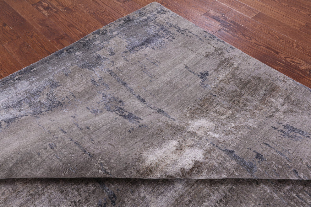8' 0" X 10' 3" Abstract Hand-Knotted Wool & Silk Rug - Q13088