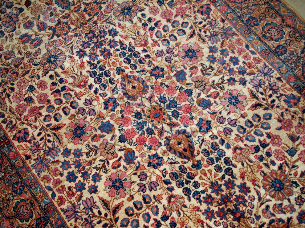 Handmade antique Persian Kerman rug 4.2' x 6.9' (128cm x 210cm) 1920s