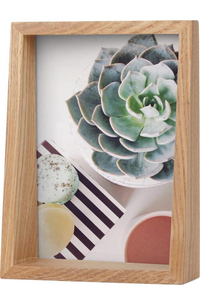 Edge 5"x7" Frame, Natural