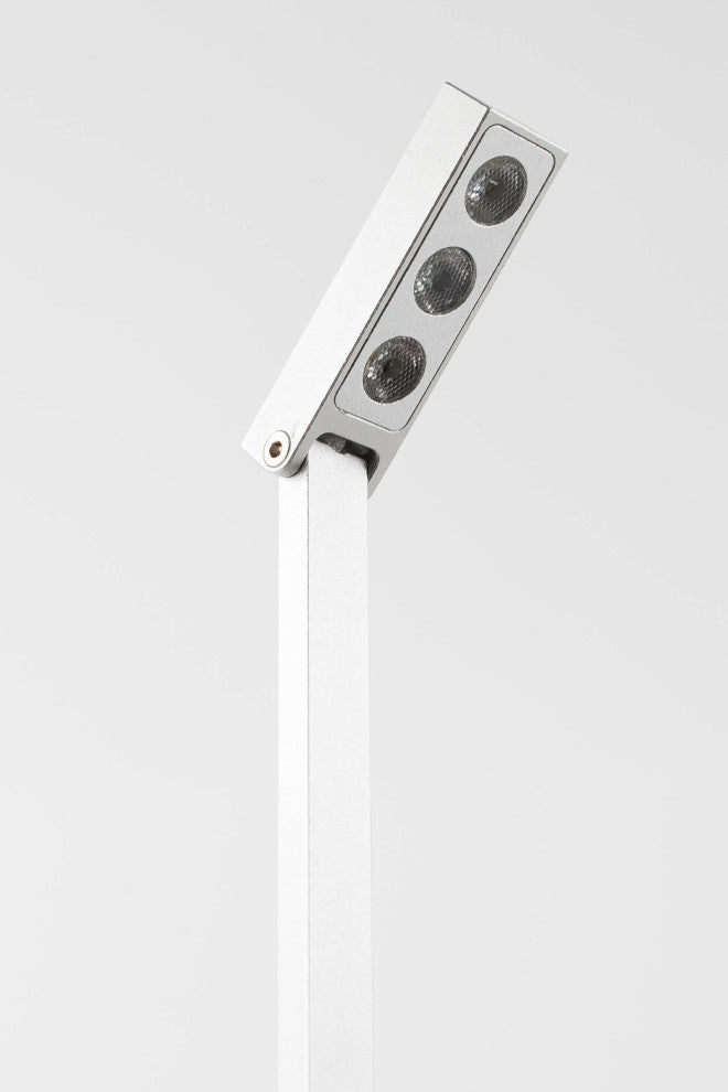 Set Of 2 LED Jewelry Pole Light Model with UL Power Supply, 4000k