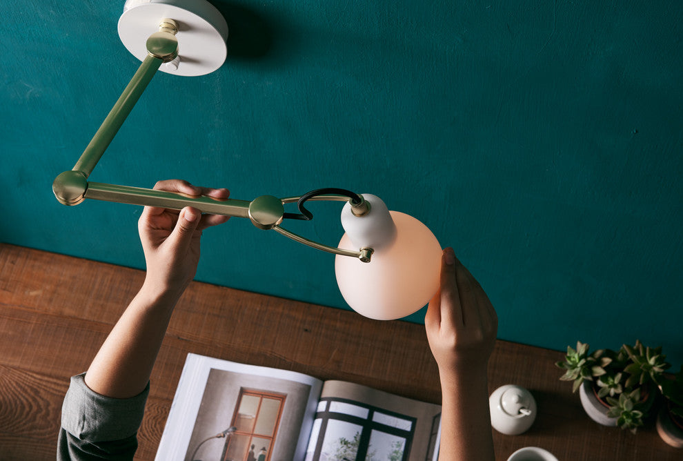 Laito Opal Wall Lamp