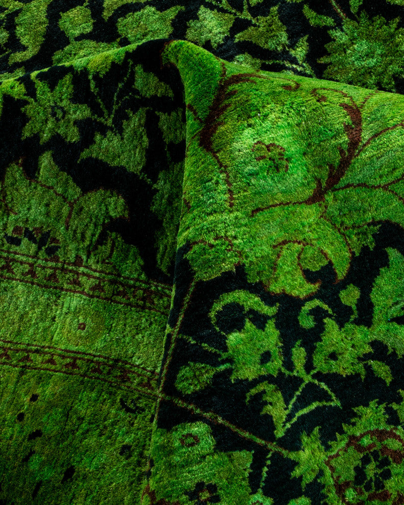 Fine Vibrance, One-of-a-Kind Hand-Knotted Area Rug Green, 8' 4" x 10' 0"