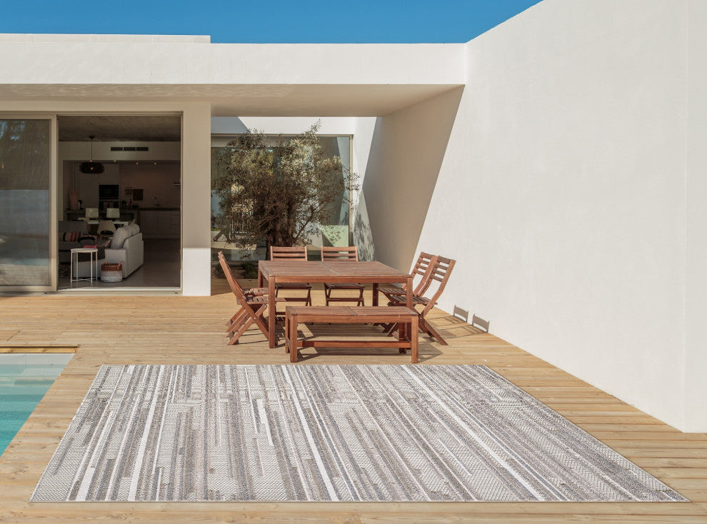 Calla Denni Indoor/Outdoor Rug, Grey, 6'7 X 9'