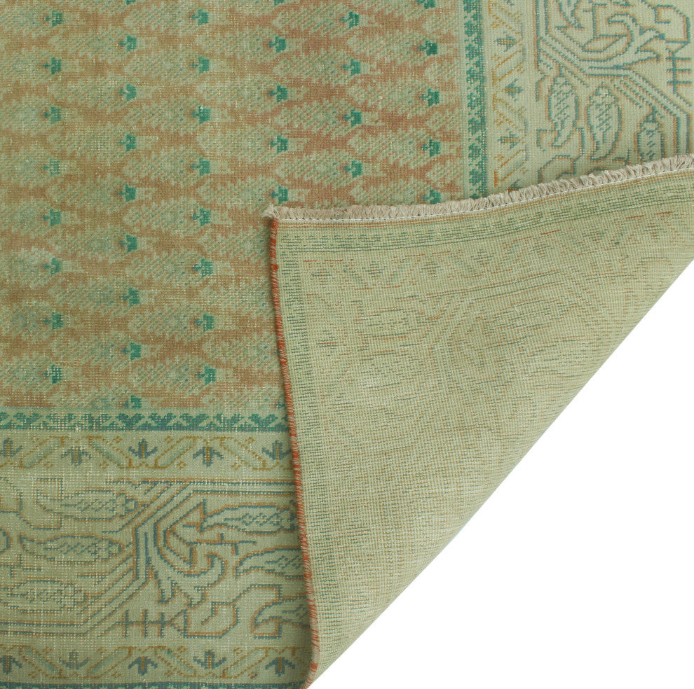 Semi-Antique Lila Rust/Ivory Rug, 7'0x10'0