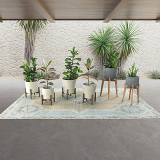 Patio 17" Wide Round Standing Pot