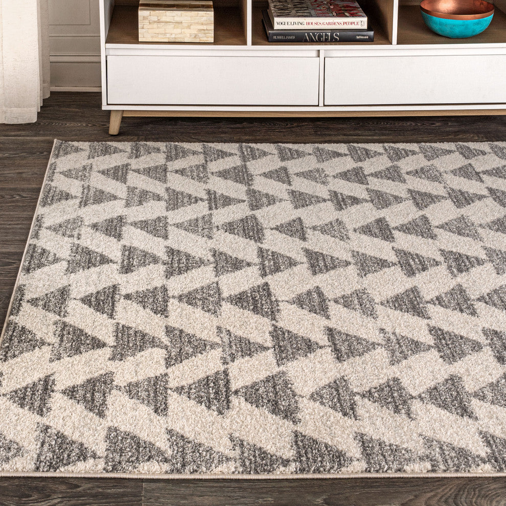 Aisha Moroccan Triangle Geometric Area Rug, Cream/Gray, 5 X 8