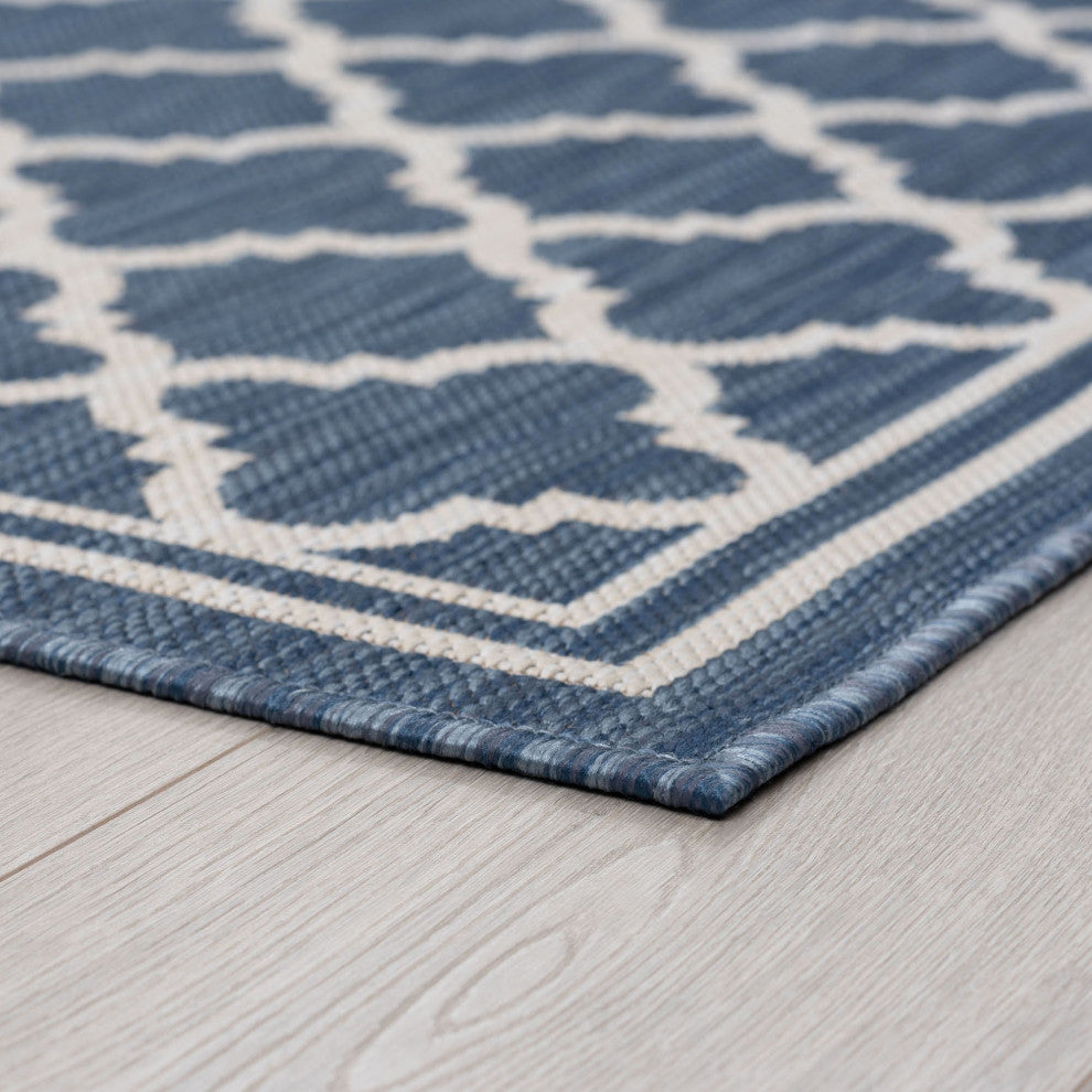 Shaila Transitional Geometric Blue Rectangle Indoor/Outdoor Area Rug, 8'x10'