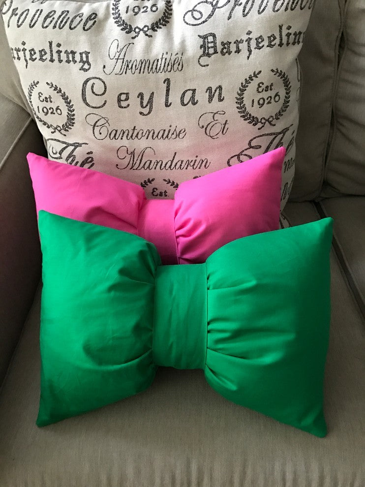 Kelly Green Bow Throw Pillow