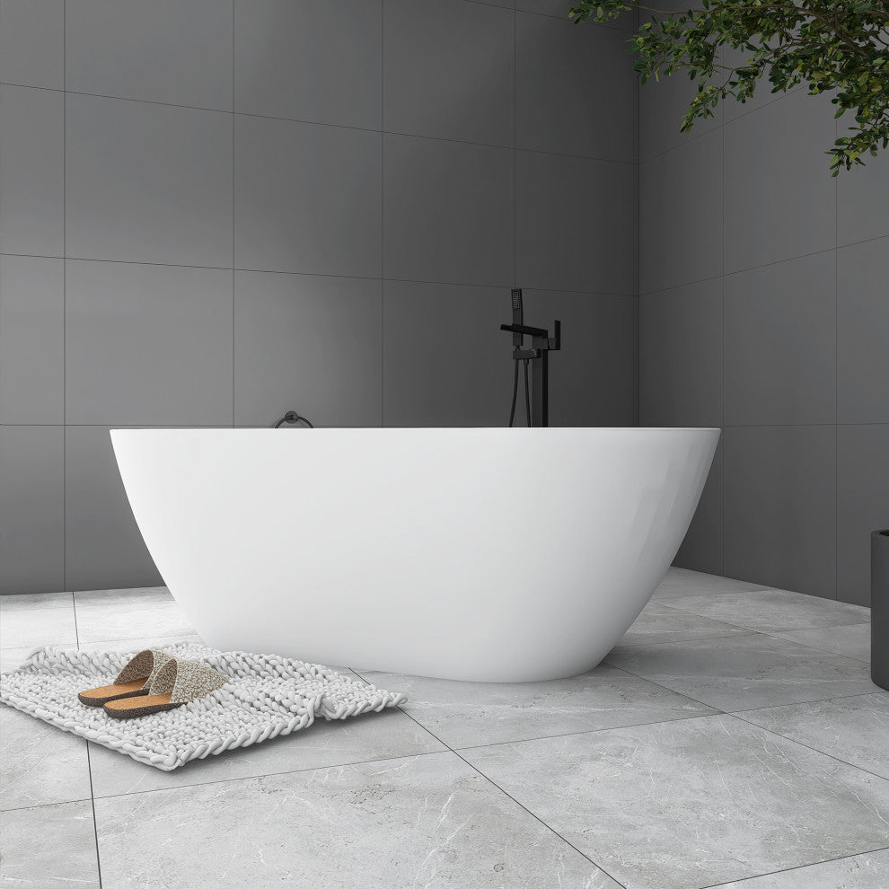 Acrylic Freestanding Soaking Bathtub in White, 67"29"