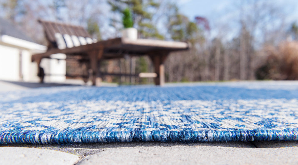 Unique Loom Aqua Blue Floral Border Outdoor Area Rug, Blue, 6'