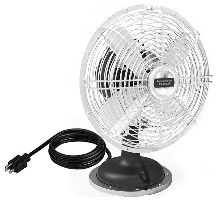 Modern Forms 18" Oscillating Plug-in Desk Fan With 3-Speed Motor Control