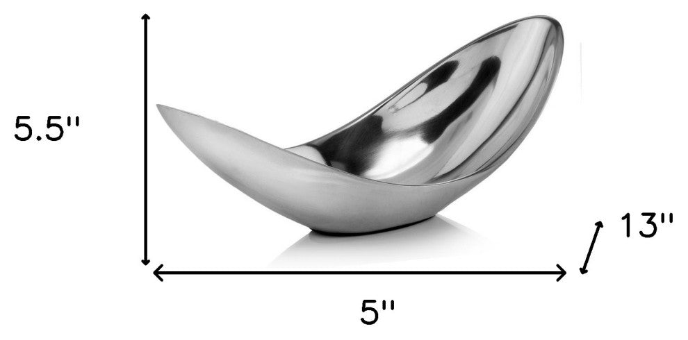 13" Aluminum Modern Twisted Centerpiece Bowl