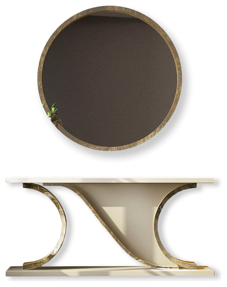 Cropped/zoomed-in close-up of the component (round mirror) on a white background