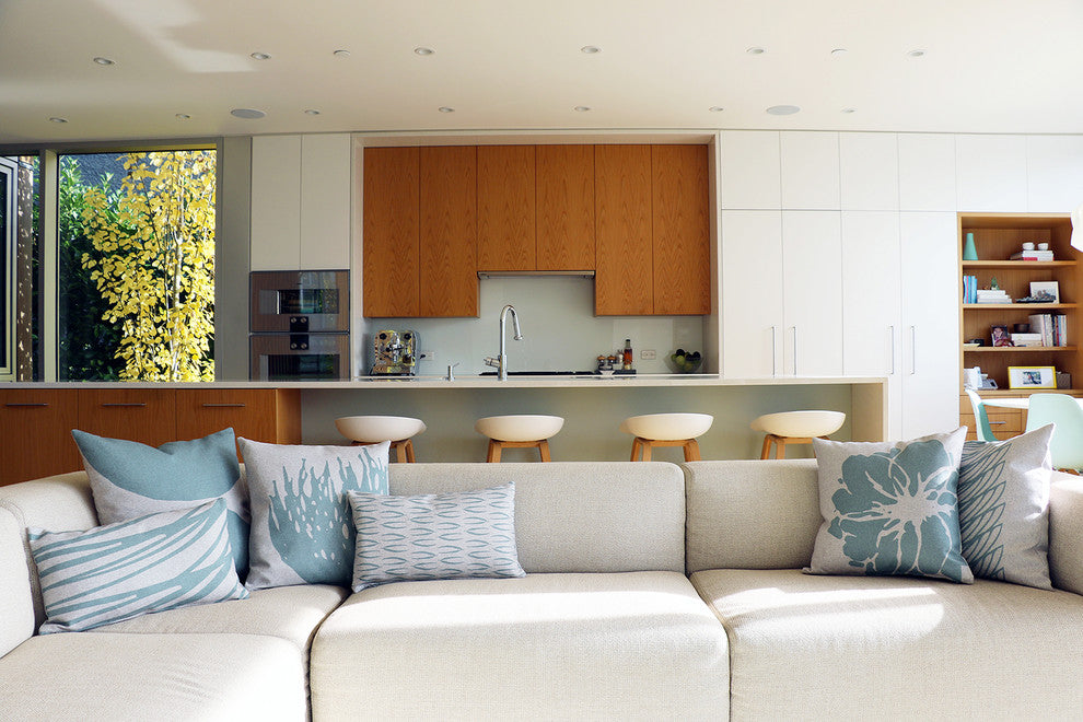 Pillow Decor - Kukamuka Scandinavian Meri Lumbar Rectangular Pillow 12x19, Green