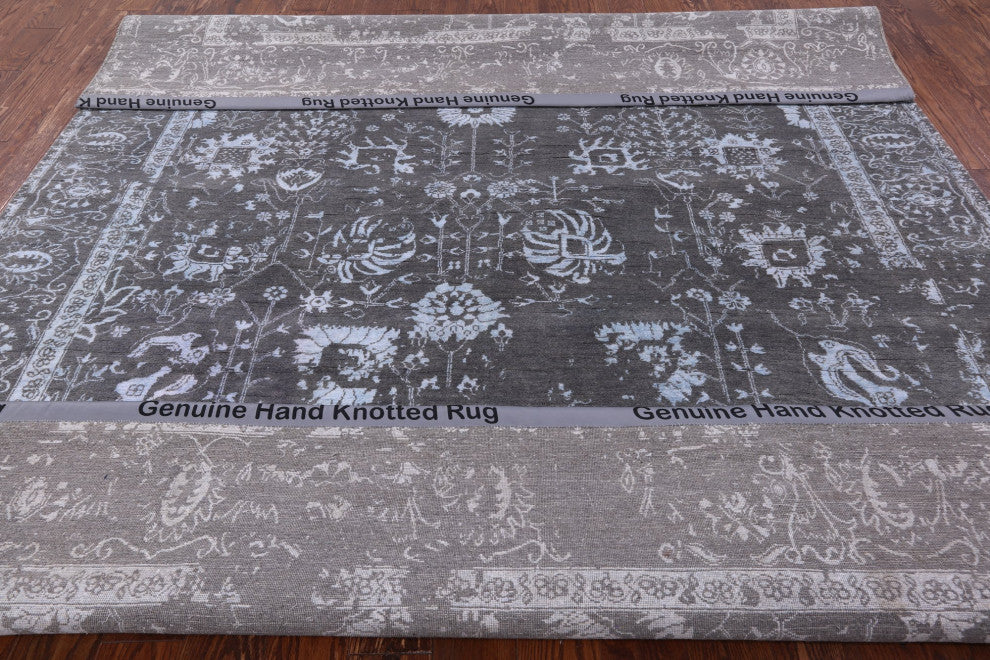 8' 1" X 10' 0" Persian Wool and Silk Hand-Knotted Rug Q6200
