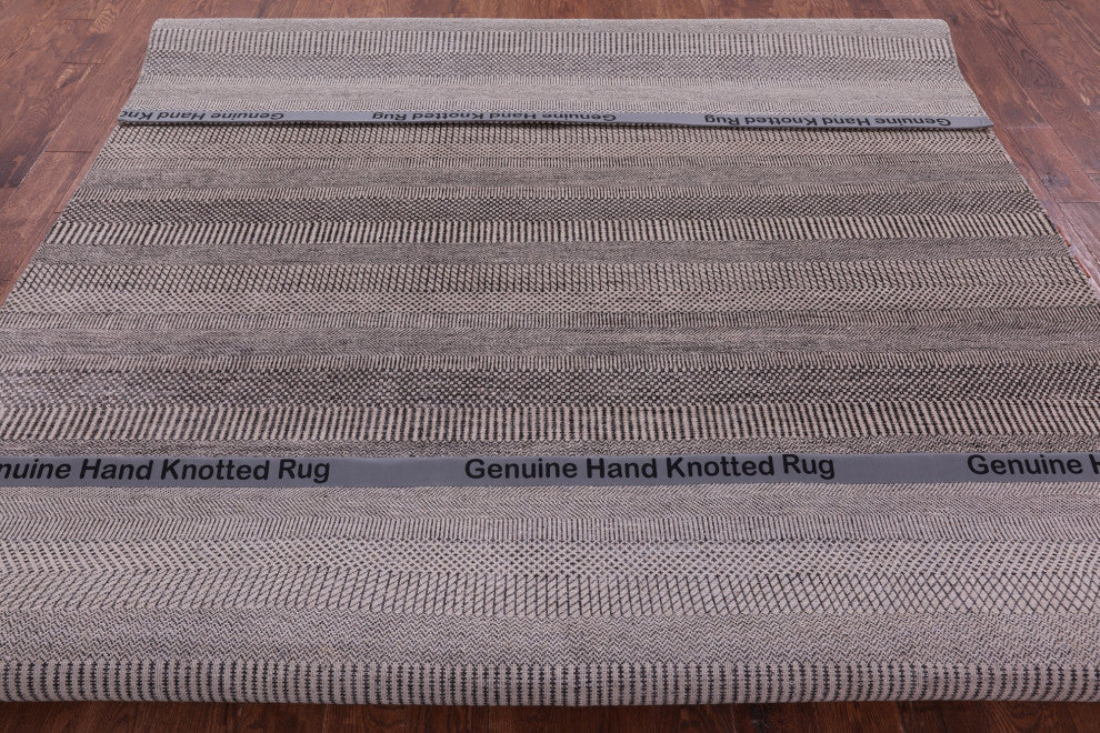 8' 1" X 10' 3" Hand-Knotted Savannah Grass Wool and Silk Rug Q11968