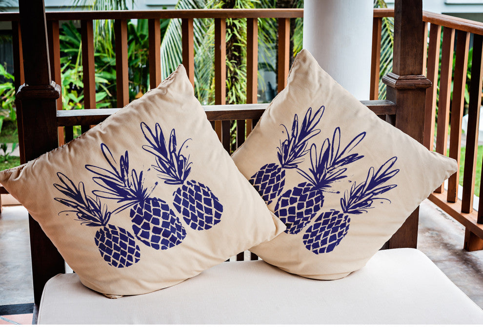 20" x 20" Pineapples Indoor/Outdoor Polyester Throw Pillow, Indigo Blue