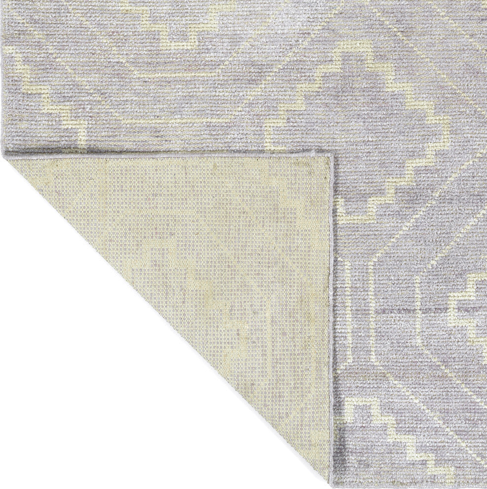 Kaleen Solitaire Rug, Lavender 8''x11''