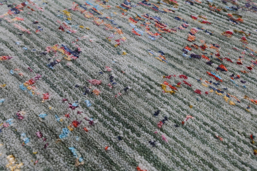 4' 1" X 6' 2" Modern Hand Knotted Wool and Silk Rug Q11843