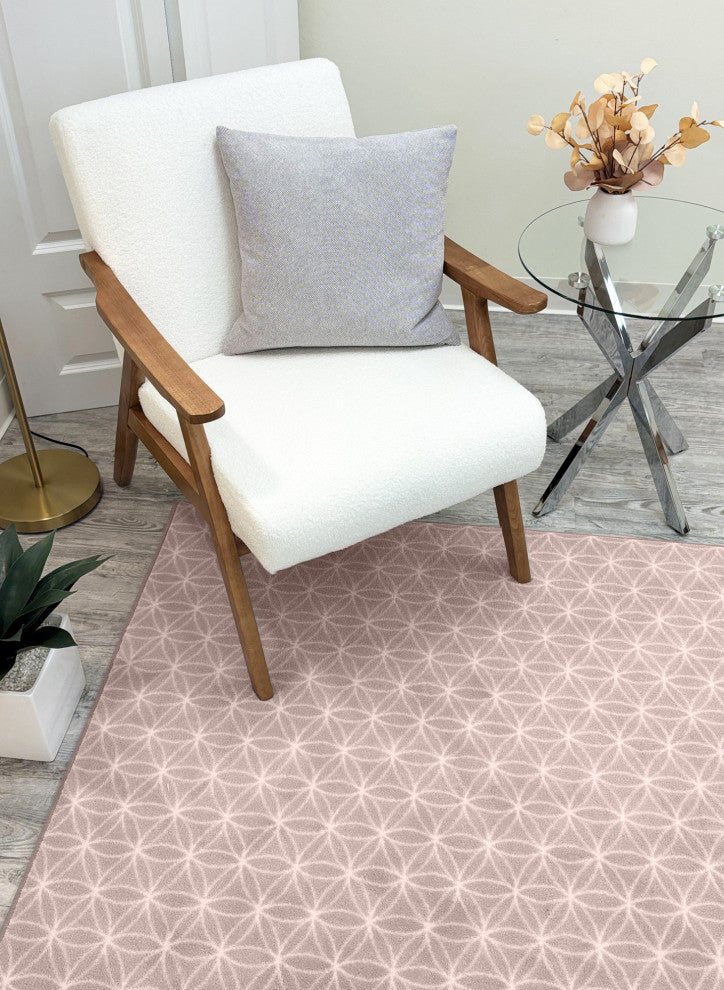 EYELET Soft Tactesse Nylon Area Rug with Anti-Stain Protection, Pink Slipper, 4'x12'