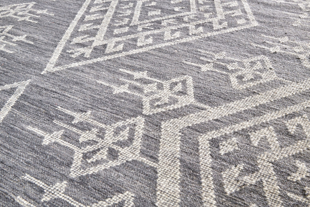 Weave & Wander Bray Navy/Ivory Rug, 10'x14'