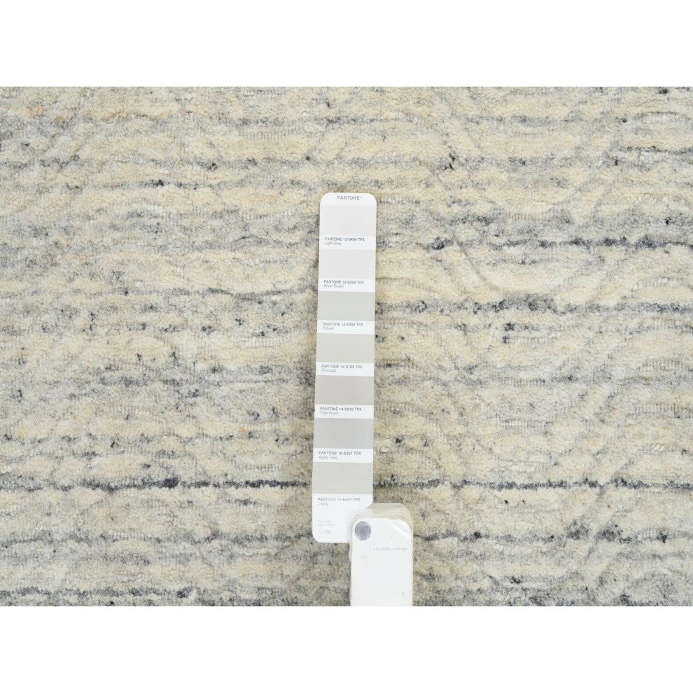 Beige Variegated Textured Modern Design Pure Wool Hand Loomed Rug, 6'1"x9'0"