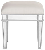Chair 18" X 14" X 18" In Silver Paint